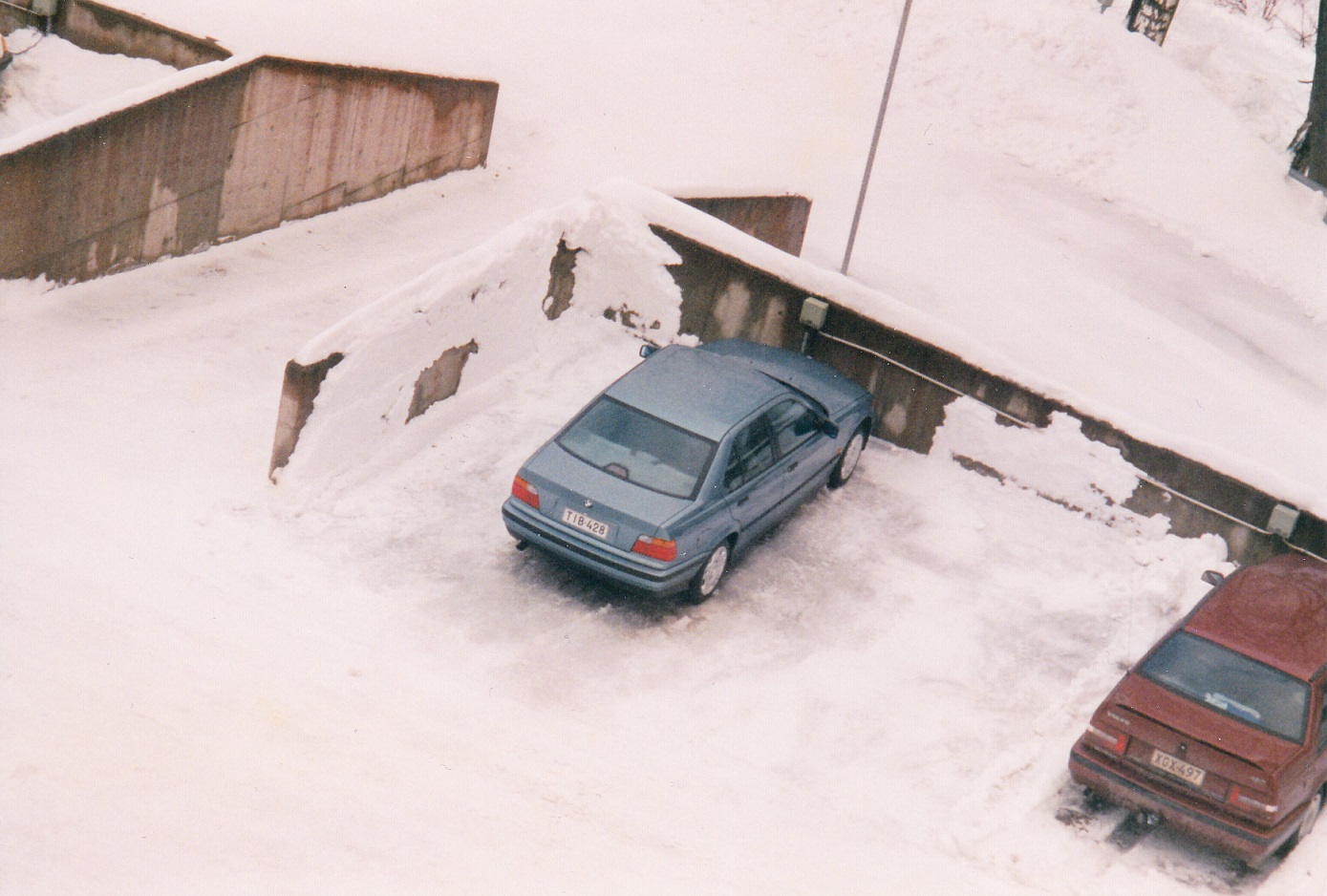 '97 E36 LCI 320i.jpg