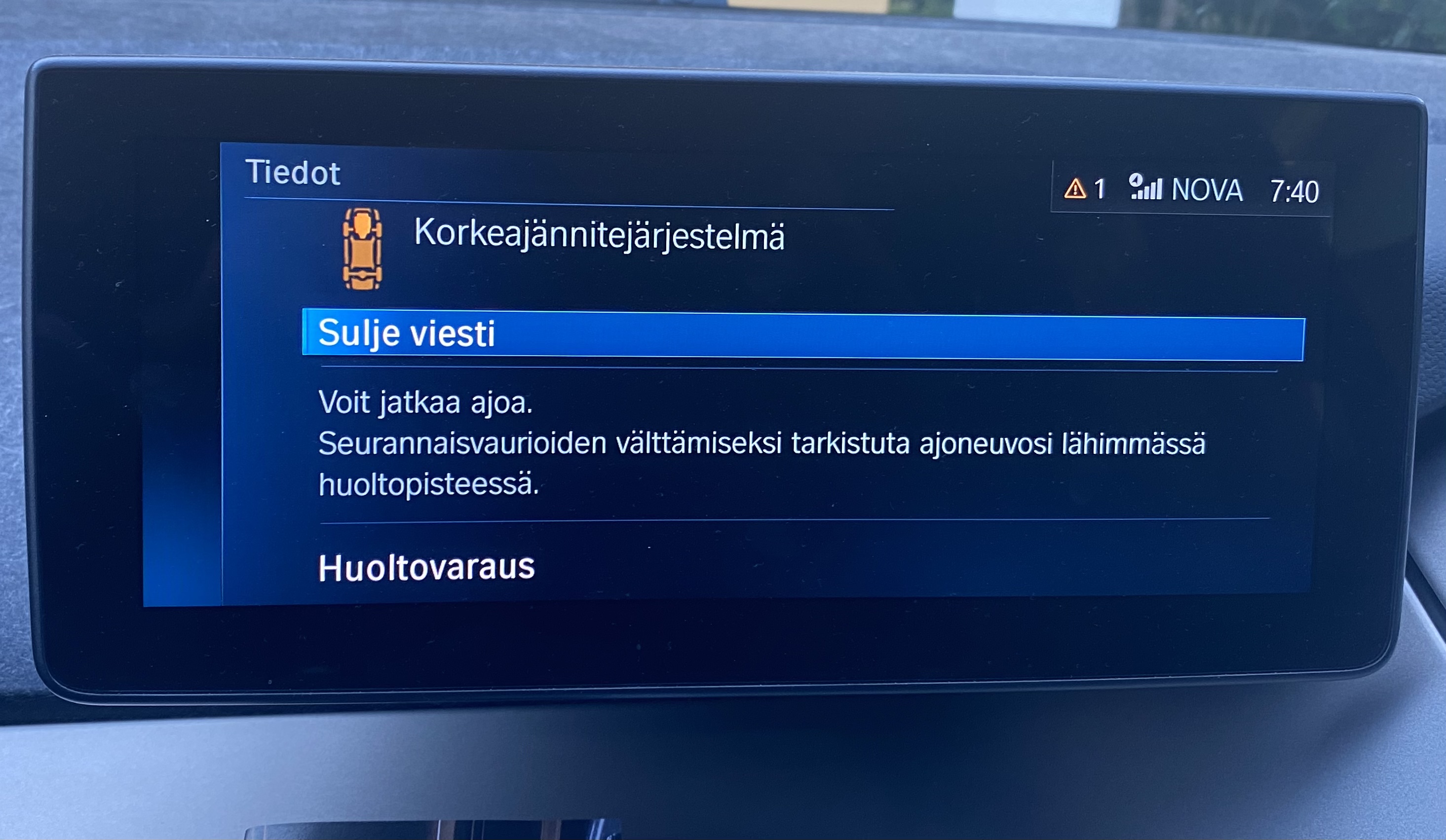 Häiriö teksti